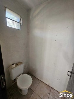 Pavilhão com 340m² para locação no bairro São José 