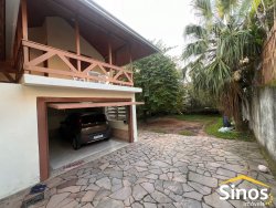 Casa com 03 dormitórios no bairro Boa Vista 