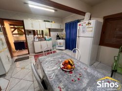 Casa com 03 dormitórios no bairro Boa Vista 