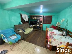 Casa com 02 dormitórios no bairro Campestre 