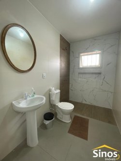 Casa com 03 dormitórios no bairro Vila Nova 