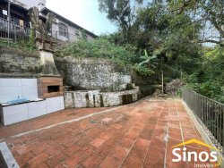 Casa com 03 dormitórios no bairro Vila Nova 