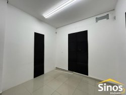 Prédio comercial com 383m² para locação no bairro Vila Rosa 