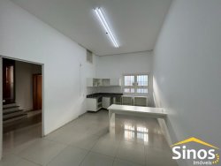 Prédio comercial com 383m² para locação no bairro Vila Rosa 