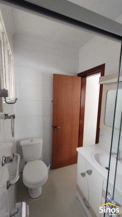 Casa com 05 dormitórios no bairro Ideal 