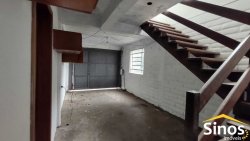 Casa com 05 dormitórios no bairro Ideal 