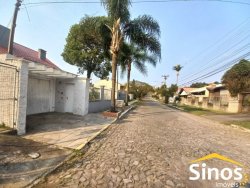 Terreno com construção no bairro Hamburgo Velho 
