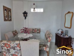 Casa com 02 dormitórios no bairro Rio Branco 