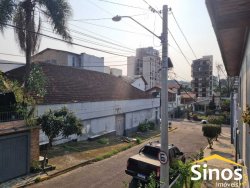 Casa com 02 dormitórios no bairro Rio Branco 
