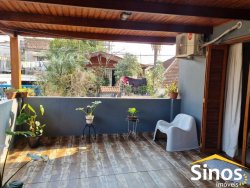 Casa com 02 dormitórios no bairro Rio Branco 