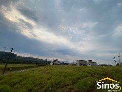 Terreno com 250m² no condomínio Moradas da Lomba 