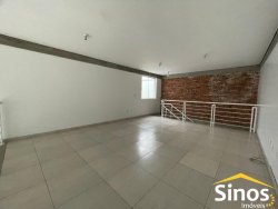 Sala comercial com 112m² para locação no Centro 