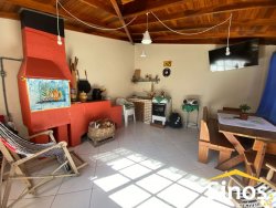 Casa de esquina com 03 dormitórios no bairro Hamburgo Velho 