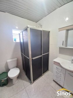 Casa com 03 dormitórios no bairro Vila Diehl 