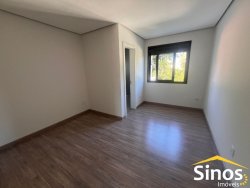 Casa com 03 suítes no bairro Hamburgo Velho 