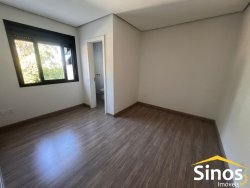 Casa com 03 suítes no bairro Hamburgo Velho 