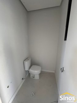 Casa com 03 suítes no bairro Hamburgo Velho 