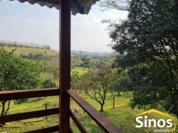 Sítio com 2,00 hectares no bairro Lomba Grande 
