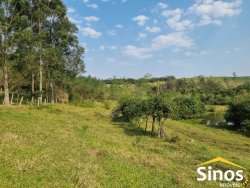 Sítio com 2,00 hectares no bairro Lomba Grande 