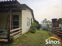Sítio com 10.700m² no bairro Lomba Grande 