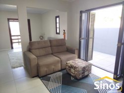 Casa com 03 dormitórios no Bairro Jardim Mauá 