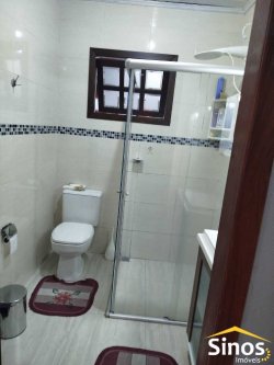 Casa com 03 dormitórios no Bairro Jardim Mauá 
