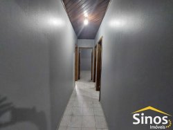 Casa com 03 dormitórios no bairro Canudos 