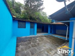 Casa com 03 dormitórios no bairro Canudos 