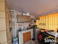 Casa plana com 02 dormitórios no Bairro Canudos 