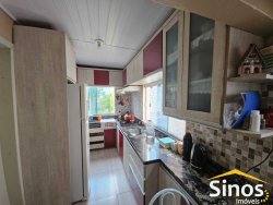 Casa plana com 02 dormitórios no Bairro Canudos 