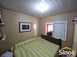 Casa plana com 02 dormitórios no Bairro Canudos 