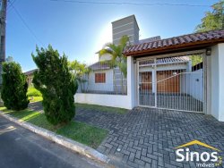 Casa com 03 dormitórios no Jardim da Figueira 