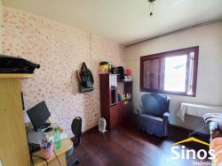 Casa com 03 dormitórios no bairro Hamburgo Velho 