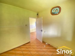 Casa com 02 dormitórios no bairro Canudos  