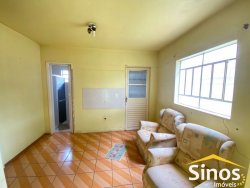 Casa com 02 dormitórios no bairro Canudos  