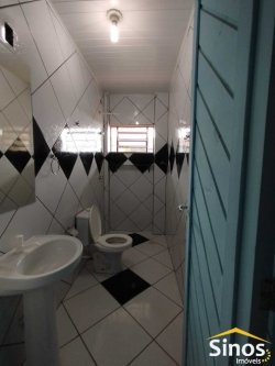 Casa com 04 dormitórios no bairro Campestre 