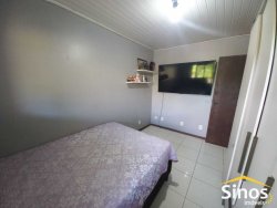 Casa com 04 dormitórios no bairro Santo André  