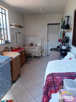 Casa com 03 dormitórios no bairro Liberdade 