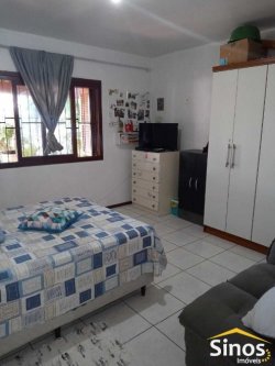 Casa com 03 dormitórios no bairro Liberdade 