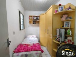 Casa com 03 dormitórios no bairro Liberdade 