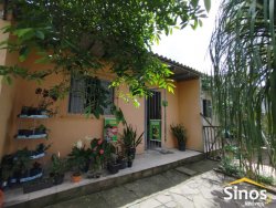 Casa com 03 dormitórios no bairro Liberdade 