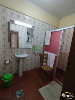 Casa com 03 dormitórios no bairro Liberdade 