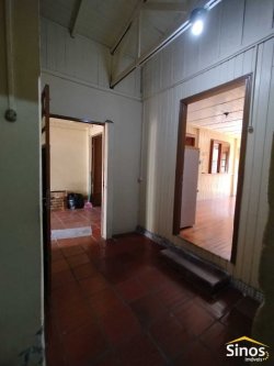 Casa com 03 dormitórios no bairro Liberdade 