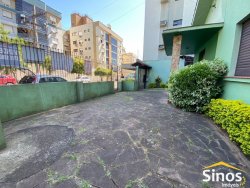 Casa com 03 dormitórios no bairro Rio Branco 