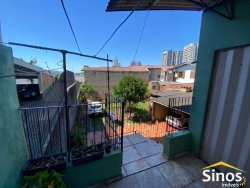 Casa com 03 dormitórios no bairro Rio Branco 