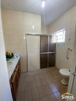 Casa com 03 dormitórios no bairro Rio Branco 