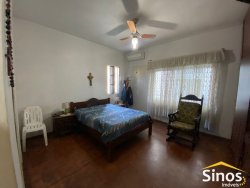 Casa com 03 dormitórios no bairro Rio Branco 