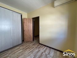 Casa com 02 dormitórios no bairro Primavera 