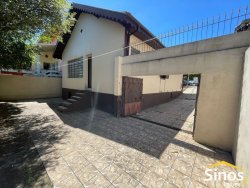 Casa com 02 dormitórios no bairro Primavera 