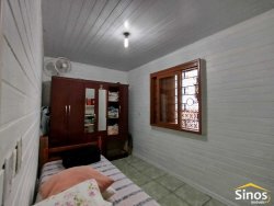 Casa com 03 dormitórios no bairro Liberdade  